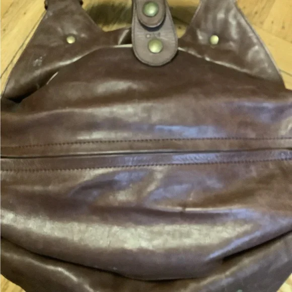 Chloe Silverado - Picture 5 of 14